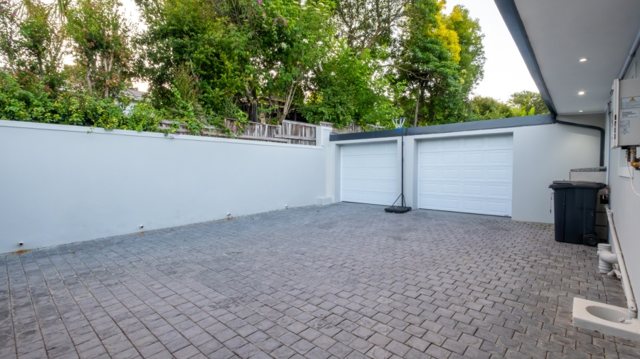 4 Bedroom Property for Sale in Fernridge Western Cape